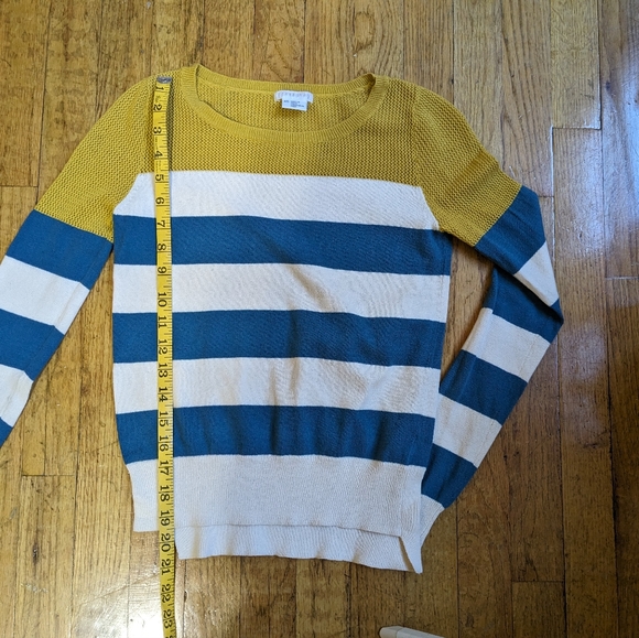 Fall style UO Cooperative Lightweight Sweater Yellow Blue White Striped EUC XS - Picture 1 of 5